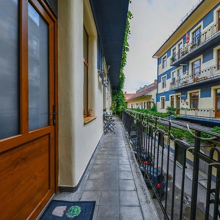 Glam Apartment Cluj-Napoca Ngoại thất bức ảnh